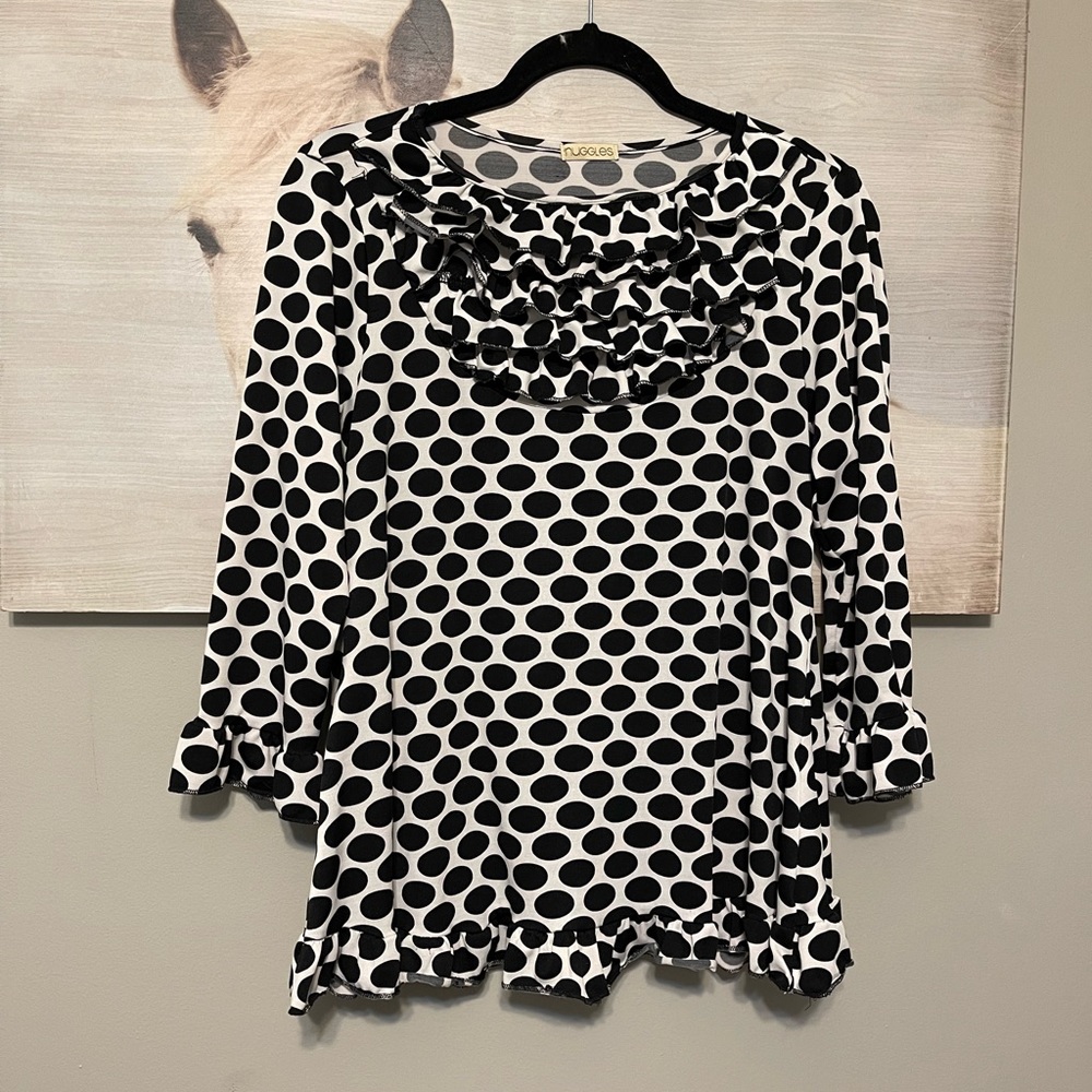 Nuggles top